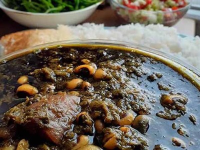 چلو خورشت قورمه سبزی